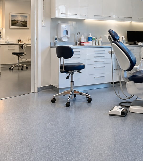 Dental-Surgery-Flooring-Expert-in-Horbury.jpg
